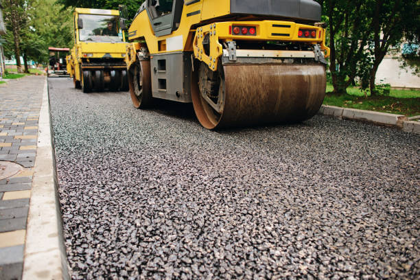 Best Local Driveway Pavers  in Minooka, IL